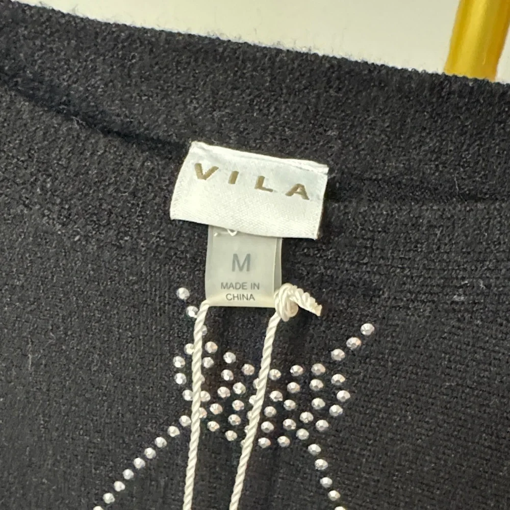 VILA Black crew neck Sweater with Silver Accents NWT M - Picture 3 of 9